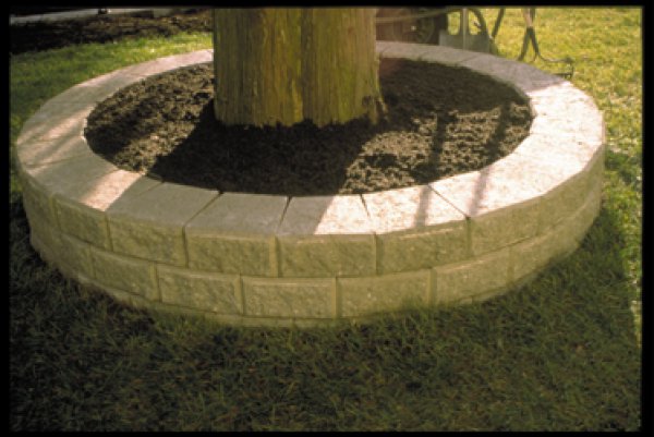 Unilock garden wall with Stack Stone